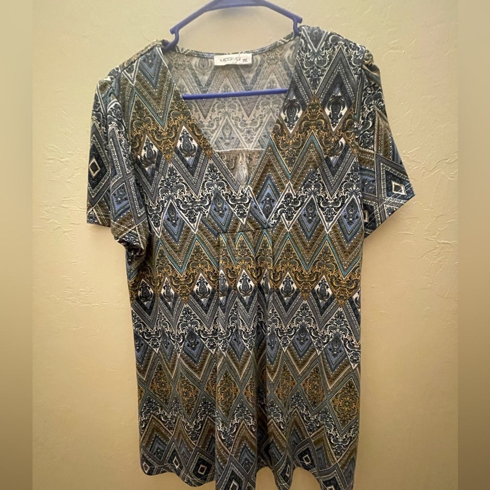 Stylish Blue and Gold Geometric Tunic Top from MOQIVGI Size 2X